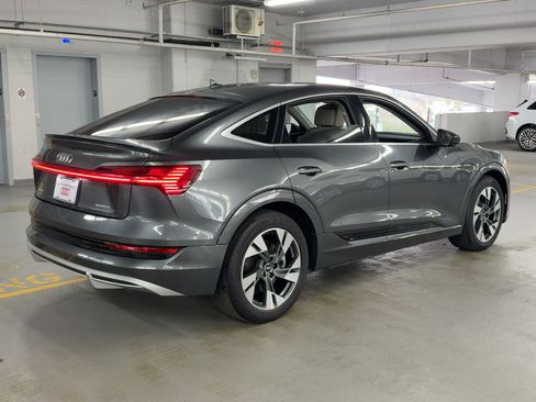 Used 2021 Audi e-tron Premium Plus w/ Premium Plus Package image 9