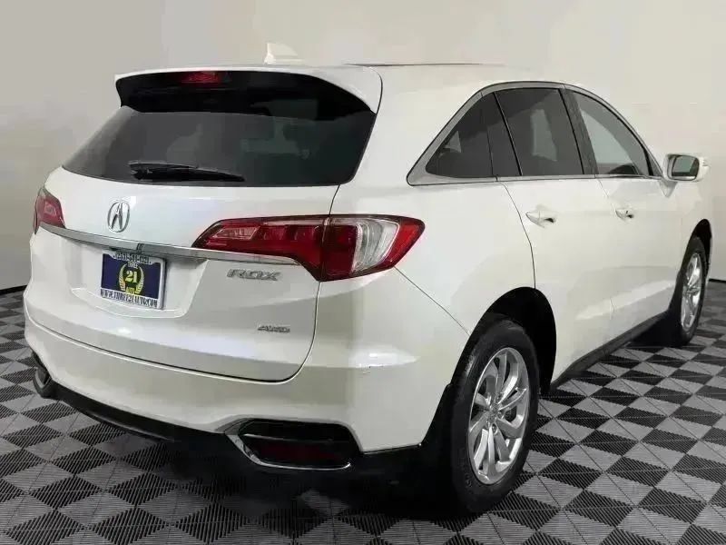 Used 2017 Acura RDX w/ Technology Package AWD/4WD image 8