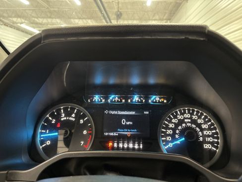 Used 2015 Ford F150 XLT w/ Equipment Group 302A Luxury image 17