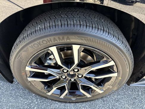 New 2026 Subaru Solterra Limited XT image 10