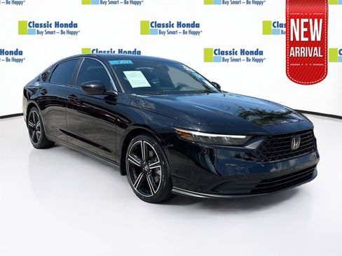 Used 2023 Honda Accord Sport image 1