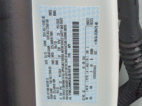 New 2025 Ford Escape ST-Line w/ Tech Pack #1 AWD/4WD image 34