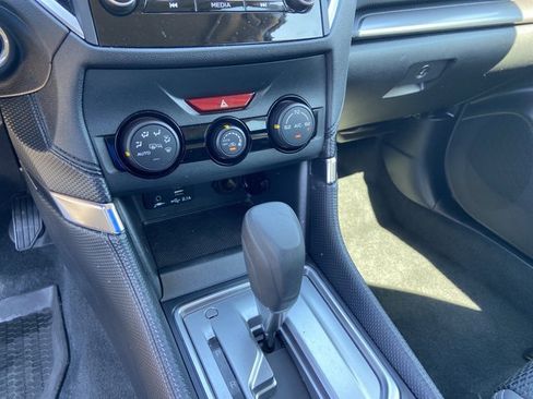 Used 2024 Subaru Forester Premium AWD/4WD image 38