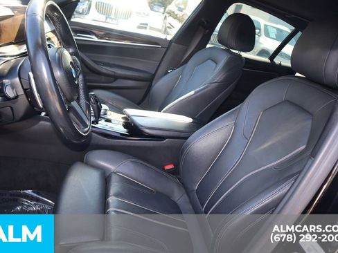 Used 2019 BMW 530e image 11