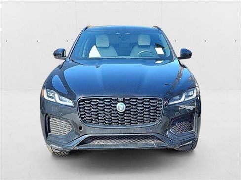 New 2026 Jaguar F-PACE R-Dynamic S image 2