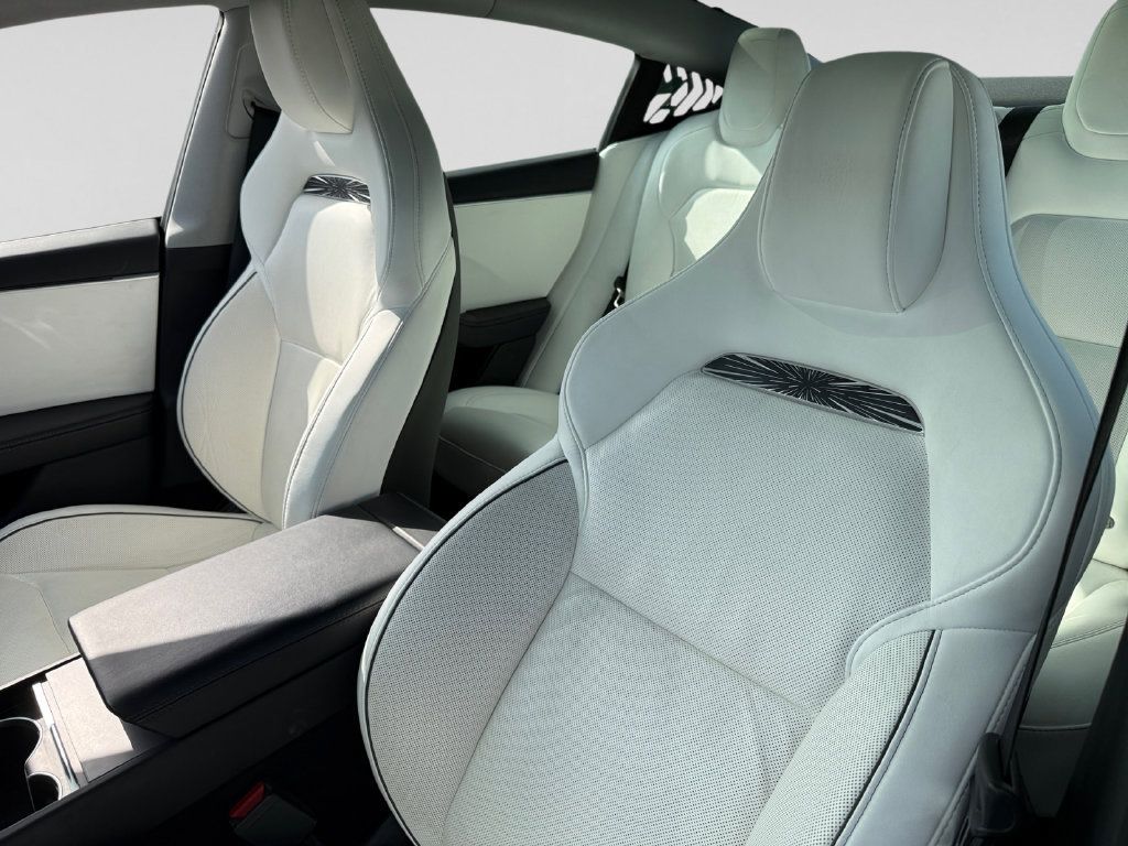 Used 2024 Tesla Model 3 Performance AWD/4WD image 18