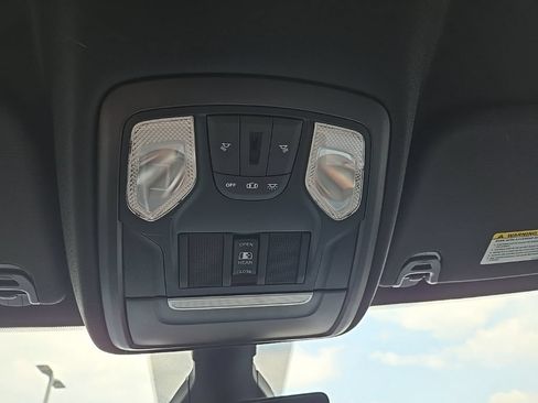 Used 2022 RAM 1500 Big Horn AWD/4WD image 21