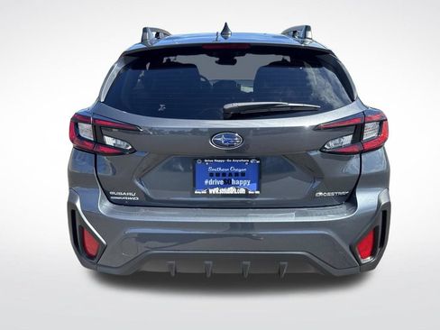 Used 2025 Subaru Crosstrek 2.5i Premium AWD/4WD image 6