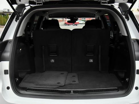 Used 2023 Jeep Grand Cherokee L Laredo image 41