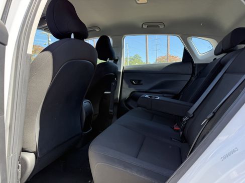 Used 2024 Hyundai Kona SE image 12