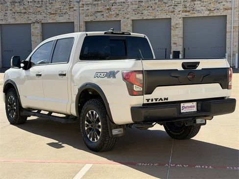 Used 2023 Nissan Titan PRO-4X w/ Pro-4x Convenience Package image 5