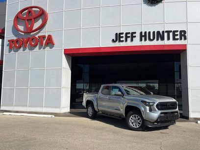 New 2025 Toyota Tacoma SR5