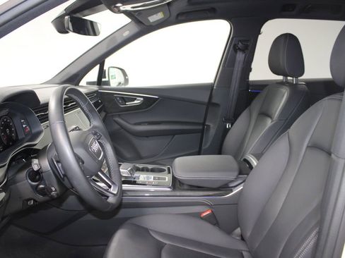 Used 2025 Audi Q7 3.0T Premium Plus AWD/4WD image 21