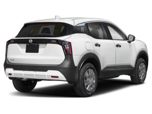 Used 2025 Nissan Kicks S FWD image 5