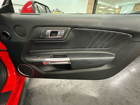 Used 2023 Ford Mustang Premium image 15