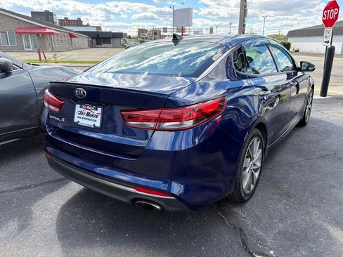 Used 2018 Kia Optima S w/ Option Group 020 FWD image 2