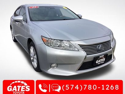 Used 2013 Lexus ES 300h w/ Ultra Luxury Pkg