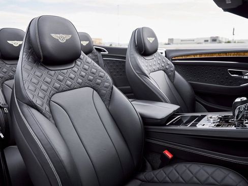 Used 2022 Bentley Continental GT image 36