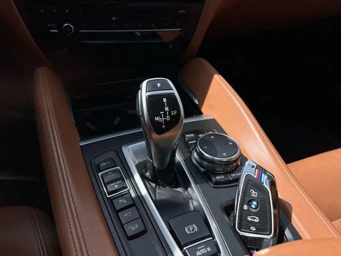 Used 2015 BMW X6 xDrive35i AWD/4WD image 12