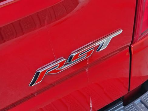 Used 2024 Chevrolet Silverado 1500 RST w/ Z71 Off-Road Package AWD/4WD image 9