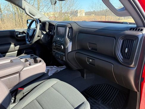 Used 2023 Chevrolet Silverado 1500 Custom image 22