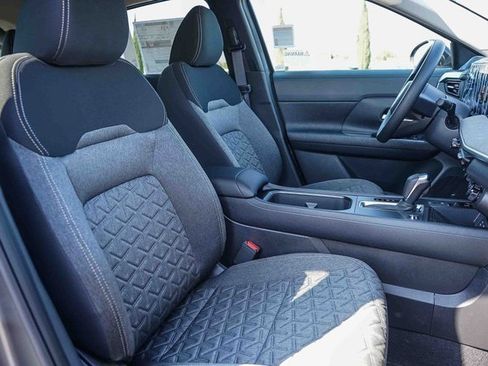 New 2026 Nissan Kicks SV image 17