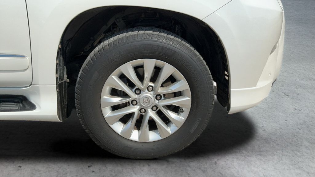 Used 2017 Lexus GX 460 AWD/4WD image 18