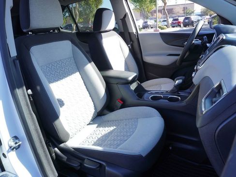 Certified 2024 Chevrolet Equinox LS w/ LS Convenience Package image 12