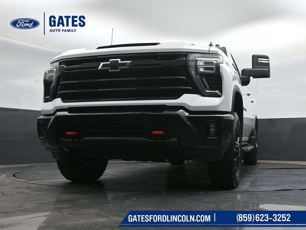 Used 2025 Chevrolet Silverado 2500 LT w/ Trail Boss Package AWD/4WD image 41