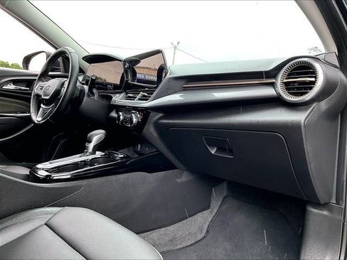 Used 2024 Chevrolet Trax ACTIV w/ Driver Confidence Package FWD image 14