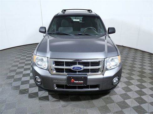 Used 2011 Ford Escape XLT w/ 202A Rapid Spec Order Code image 3