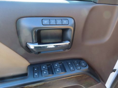 Used 2018 GMC Sierra 3500 Denali w/ Duramax Plus Package image 30