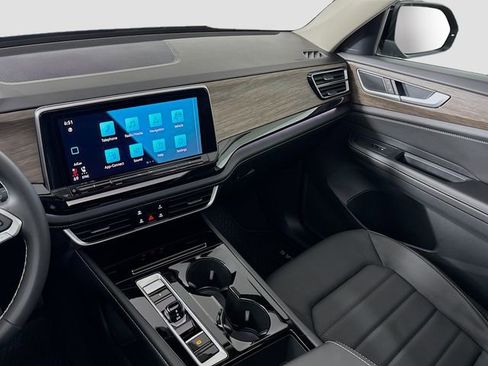 New 2026 Volkswagen Atlas SEL image 23