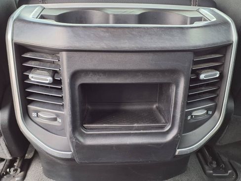 Used 2023 RAM 1500 Big Horn AWD/4WD image 18