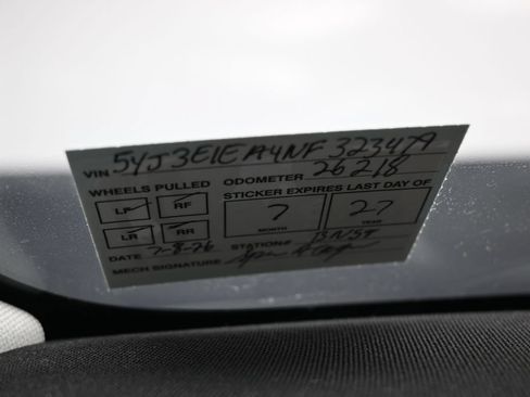 Used 2022 Tesla Model 3 RWD image 9