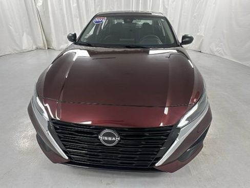 Certified 2024 Nissan Altima 2.5 SV image 8
