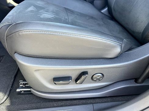 Certified 2023 Nissan Ariya FWD image 19