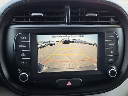 Used 2021 Kia Soul LX FWD image 26