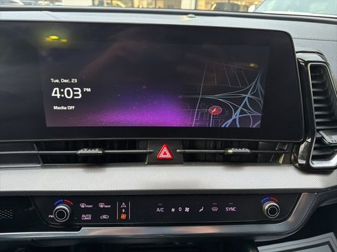 Certified 2023 Kia Sportage SX image 34