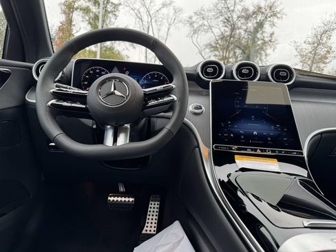 Certified 2025 Mercedes-Benz GLC 300 4MATIC image 12