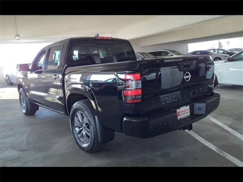 New 2025 Nissan Frontier SV image 10