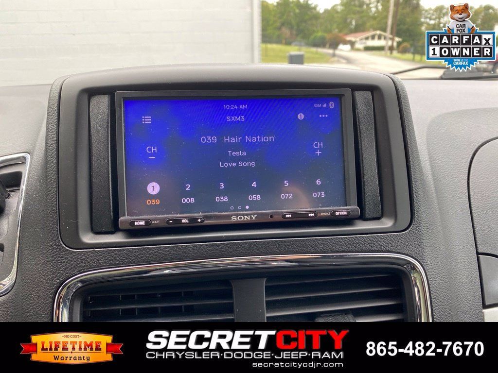 Used 2016 Dodge Grand Caravan SXT FWD image 16