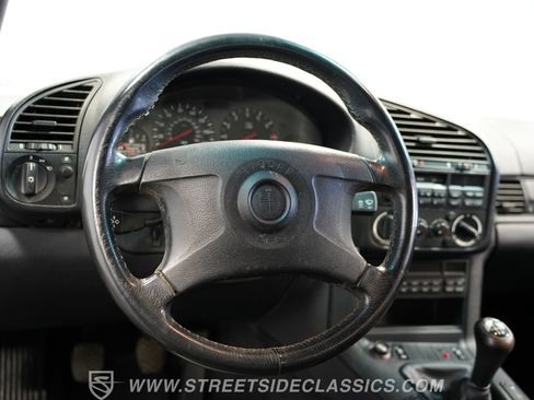 Used 1995 BMW M3 Coupe RWD image 40