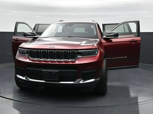 Used 2021 Jeep Grand Cherokee L Limited AWD/4WD image 45