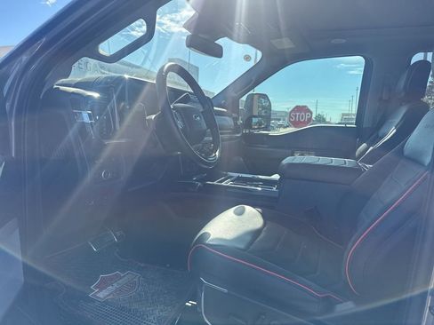 Used 2023 Ford F250 Lariat w/ Lariat Ultimate Package image 8