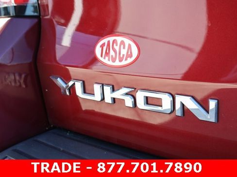 Used 2017 GMC Yukon Denali w/ Open Road Package image 7