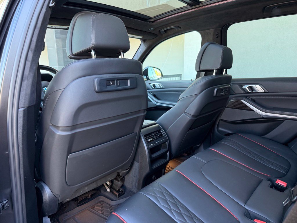 Used 2022 BMW X5 xDrive40i AWD/4WD image 23