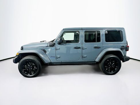 Used 2025 Jeep Wrangler Sahara w/ Safety Group image 4