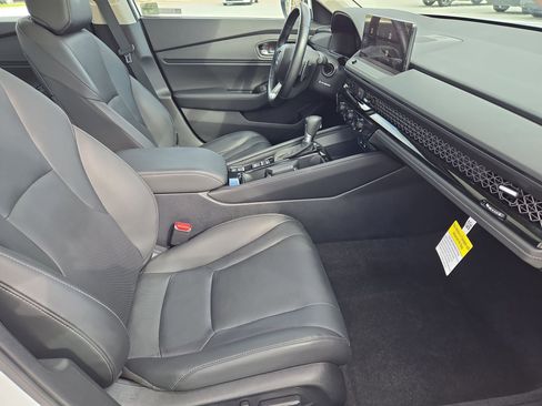 Used 2025 Honda Accord Touring image 31