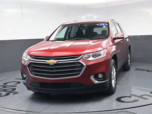 Used 2018 Chevrolet Traverse LT image 11